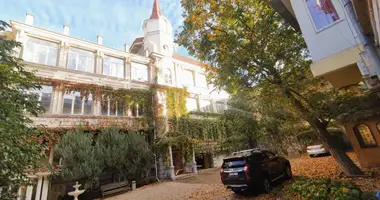 Commercial property 900 m² in Odesa, Ukraine