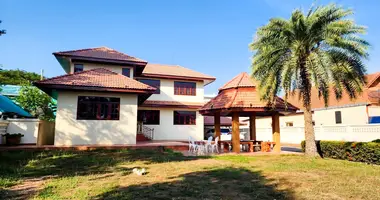 3 bedroom house in Nong Prue, Thailand