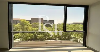 Townhouse 4 bedrooms in Sharjah, United Arab Emirates