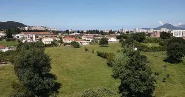 Terrain dans Burtaisi, Monténégro