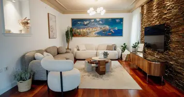 Budva, Babin Do – Luxury 3-Bedroom Duplex Apartment for Rent dans Budva, Monténégro