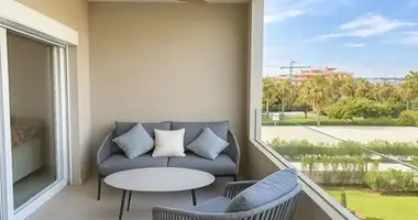 Apartamento 3 habitaciones en San Pedro Alcantara, Španjolska