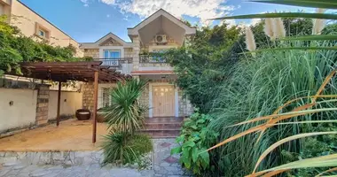 3 bedroom house in Tivat, Montenegro