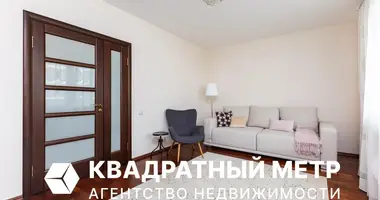 Apartamento 3 habitaciones en Minsk, Belarús