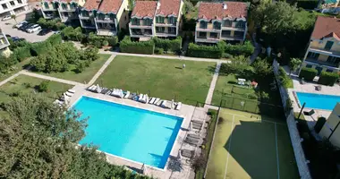Maison 3 chambres dans Lastva Grbaljska, Monténégro