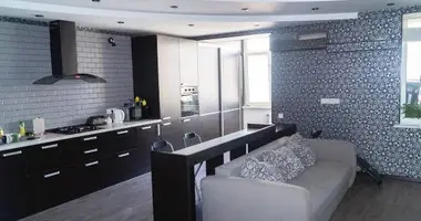 Mieszkanie 3 pokoi w Odessa, Ukraina