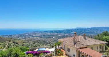 4 bedroom house in Spain