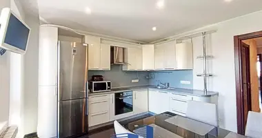 Квартира 3 комнаты в Минск, Беларусь