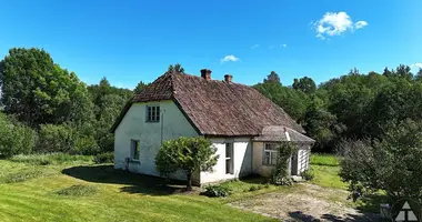 5 room house in Kurmales pagasts, Latvia