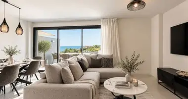 3 bedroom apartment in Estepona, Spain