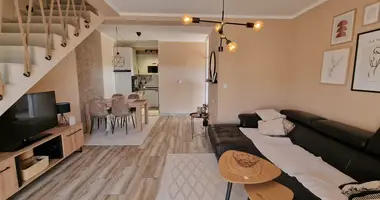 Wohnung 3 Schlafzimmer in Tivat, Montenegro