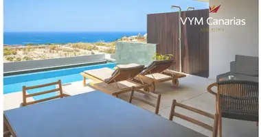 Villa 2 bedrooms in Adeje, Spain