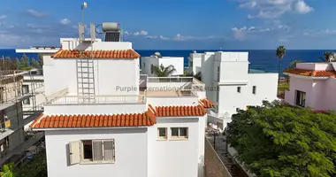 Villa 3 chambres dans Paralímni, Chypre