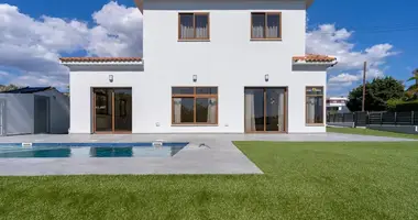 villa de 5 chambres dans Mouttagiaka, Chypre