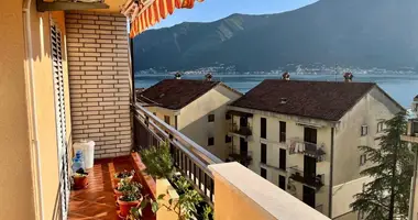 Wohnung 2 Schlafzimmer in Dobrota, Montenegro