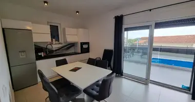 Квартира 2 комнаты в Opcina Dezanovac, Хорватия