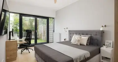 Propriété commerciale 74 m² dans Varsovie, Pologne