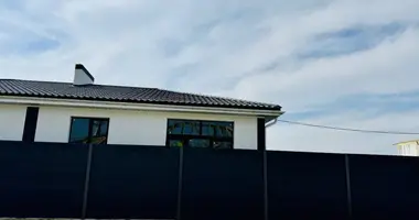 Dom 3 pokoi w Tajirowe, Ukraina