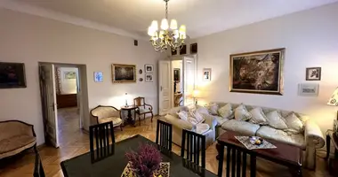 Квартира 5 комнат в Варшава, Польша