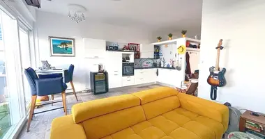 2 bedroom apartment in Radici, Croatia