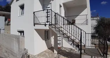 Villa 4 bedrooms in Susanj, Montenegro