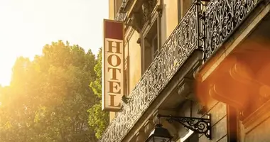 Hotel 1 050 m² in Zeppelinheim, Germany