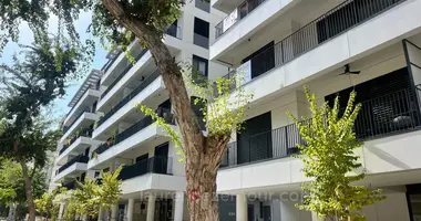 4 room apartment in Tel-Aviv, Israel