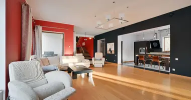 Casa 4 habitaciones en Garkalnes pagasts, Letonia