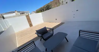 Apartamento 4 habitaciones en Pilar de la Horadada, Španjolska