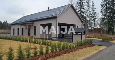 Haus 5 zimmer in Tuusula, Finnland