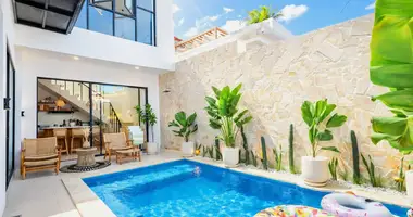 Villa 3 bedrooms in Tibubeneng, Indonesia