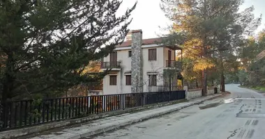 Casa 3 habitaciones en Moniatis, Chipre