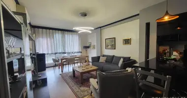 2 bedroom apartment in Tirana Municipality, Albania