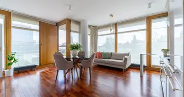 Appartement 3 chambres dans Varsovie, Pologne
