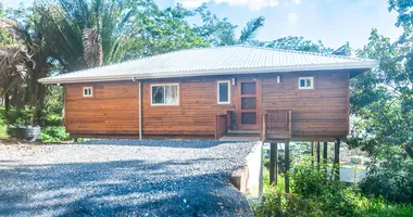 Haus 2 Schlafzimmer in Pollytilly Bight, Honduras