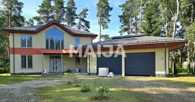 Dom 5 pokojów w Sebruciems, Łotwa