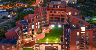 Квартира 4 комнаты в Тбилиси, Грузия