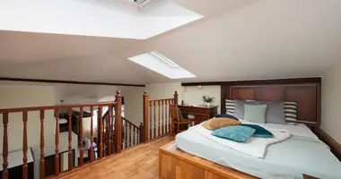 4 room apartment in Warsaw, Poland