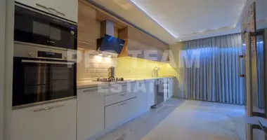 Apartamento 4 habitaciones en Muratpasa, Turquía