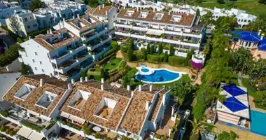 Apartamento 2 habitaciones en San Pedro Alcantara, Španjolska