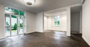 Wohnung 3 zimmer in Riga, Lettland