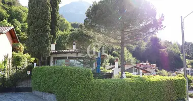Villa 5 bedrooms in Menaggio, Italy