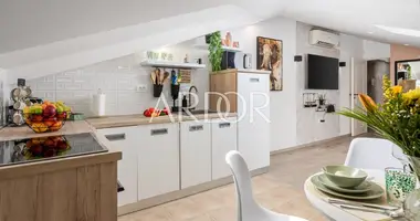 Apartamento 2 habitaciones en Grad Rijeka, Croacia