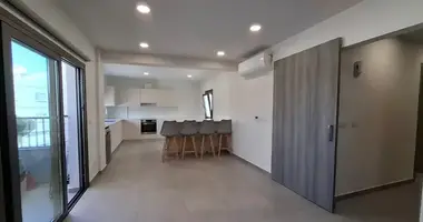 Квартира 3 спальни в Строволос, Кипр