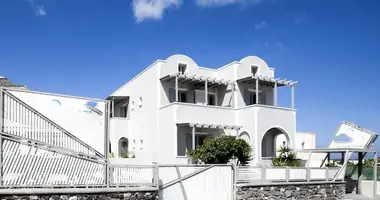 Hotel 461 m² in Episkopi Gonias, Greece