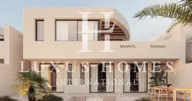 Villa 4 bedrooms in Algorfa, Spain