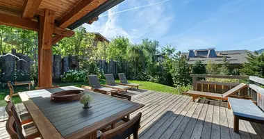 Chalet 5 bedrooms in Megeve, France