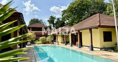 Villa 11 zimmer in Bang Sare, Thailand