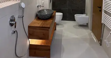 3 bedroom house in Kavac, Montenegro