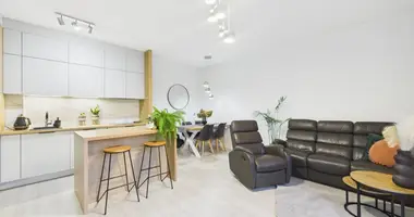 Nieruchomości komercyjne 69 m² w Plewiska, Polska